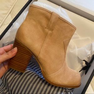 Splendid Lakota Bootie in Nut